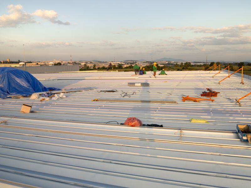 How Composite Roof Installation Improves Roof Longevity