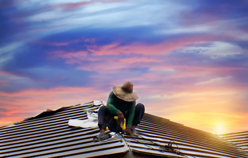 What To Expect During A Professional Composite Roof Repair